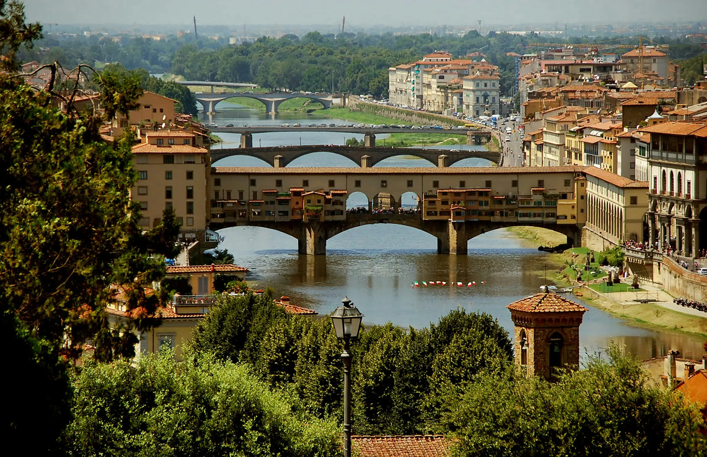 Floransa’da Arno Nehri ve Ponte Vecchio