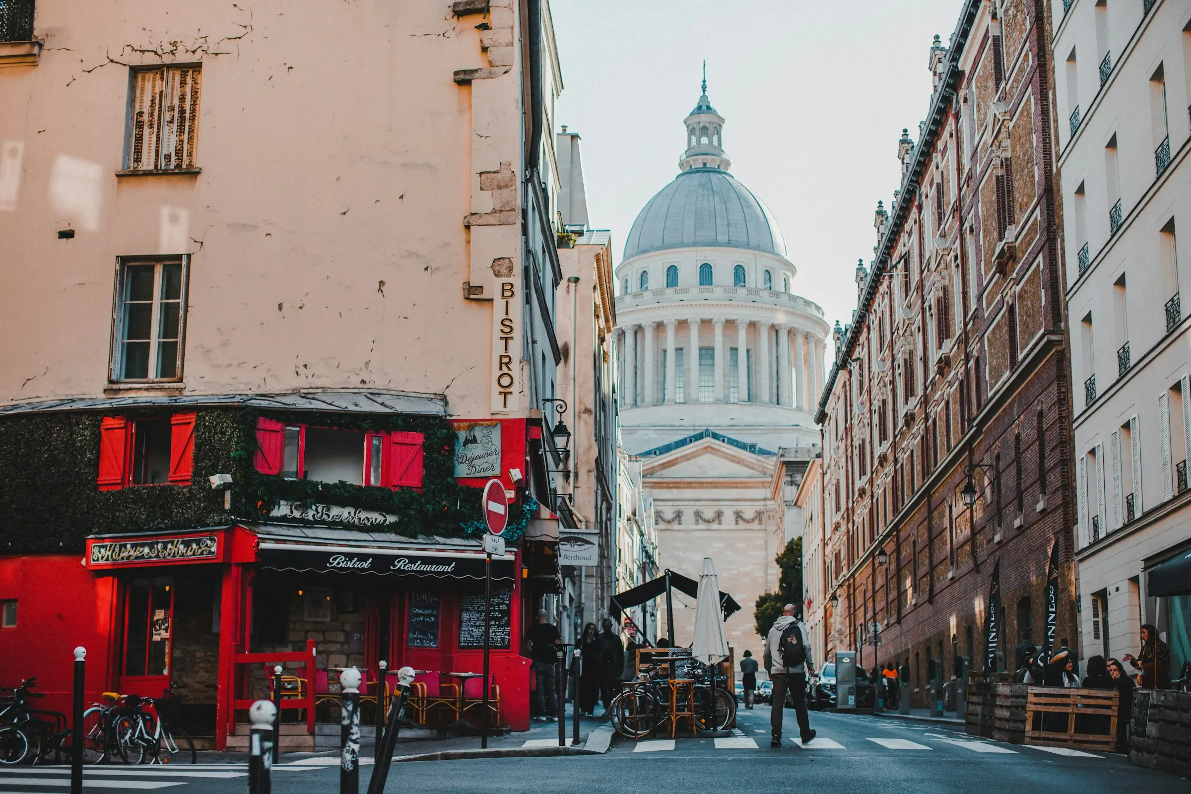 Paris’te Rue Soufflot’tan Panthéon